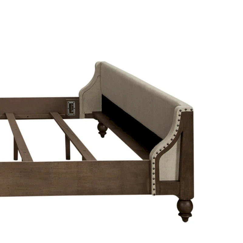 Lit capitonné de style alcôve, grand format, en taupe poudré pour 2 personnes